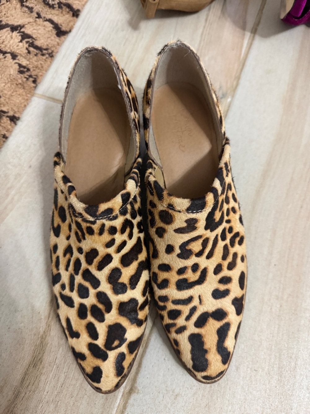 Leopard Print Pointed Toe Women's Slip-On Flats